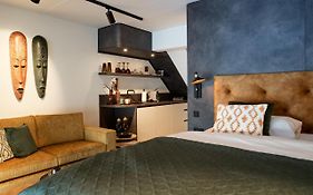 Nomad Water Studio